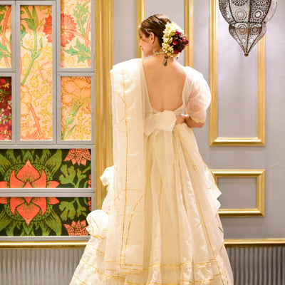 nooraniyat white organza lehenga