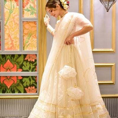 nooraniyat white organza lehenga