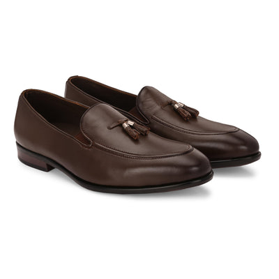 Rover Tassel Loafers by Aspeerio