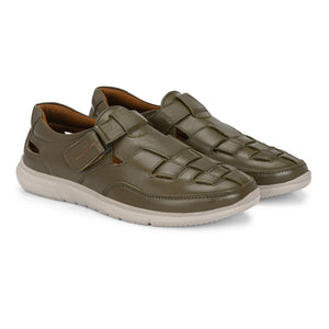 Zero Gravity Sandals by Egoss