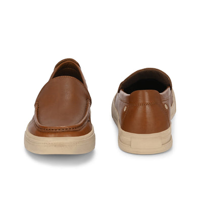 Moonwalk Slip-On Sneakers by Aspeerio