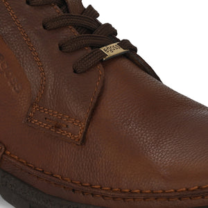 Mudtrail Lace-Up Low Ankle Boots by Aspeerio