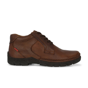 Mudtrail Lace-Up Low Ankle Boots by Aspeerio
