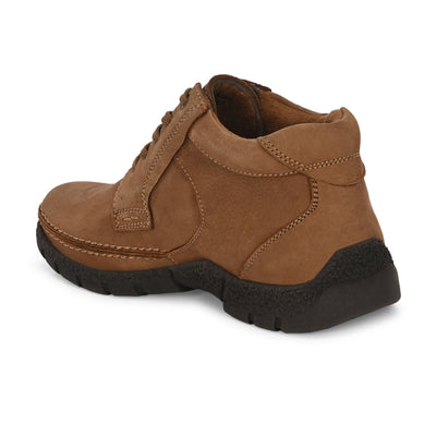 Mudtrail Lace-Up Low Ankle Boots by Aspeerio
