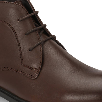 Egoss Leather Chukka Boots For Men