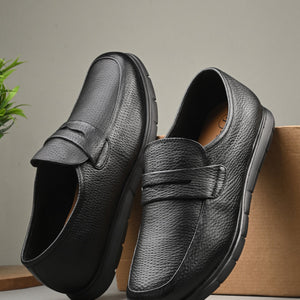 Pashmina Leather Loafers by Lafattio