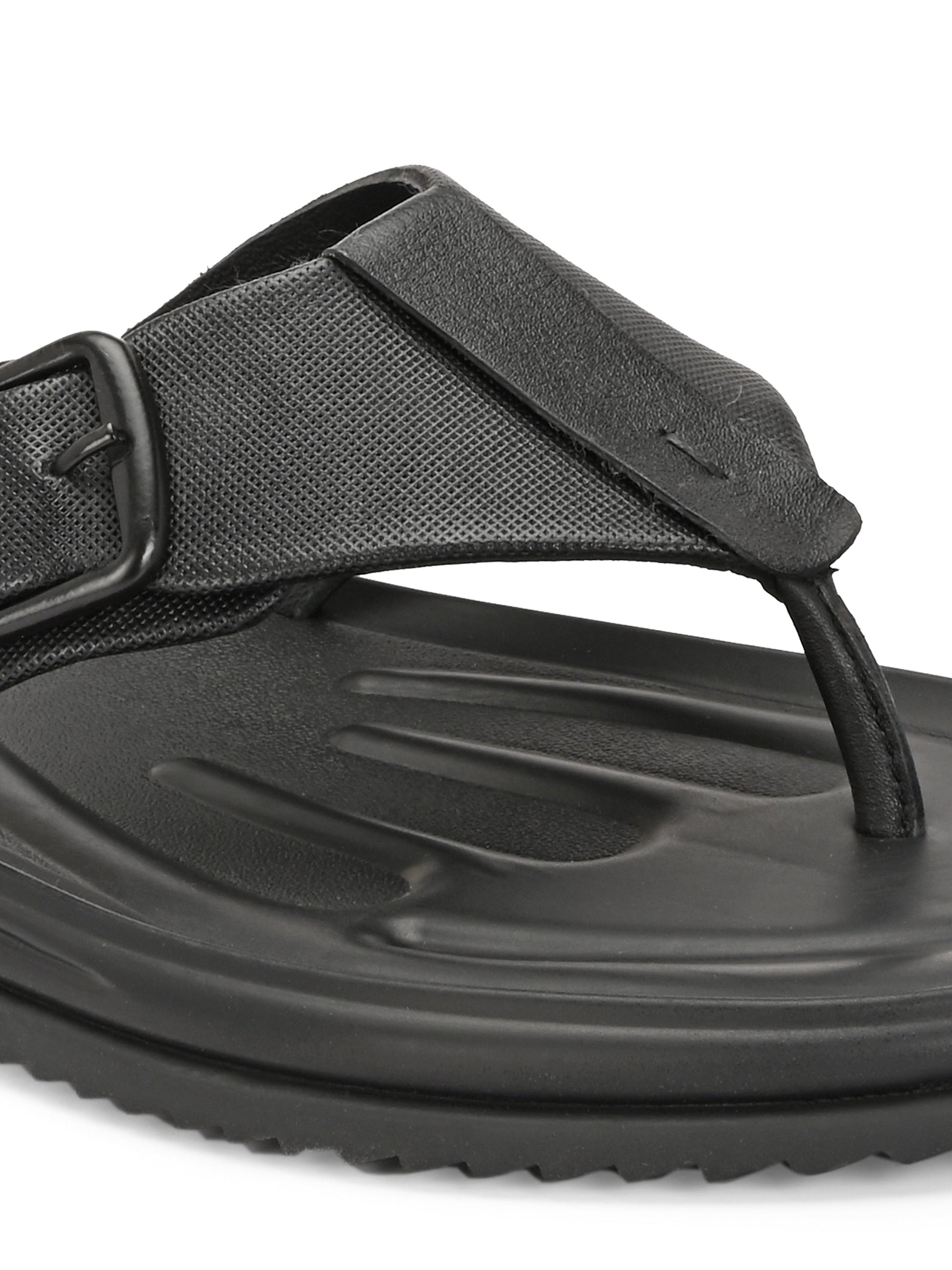 Comet Leather Slippers by Aspeerio