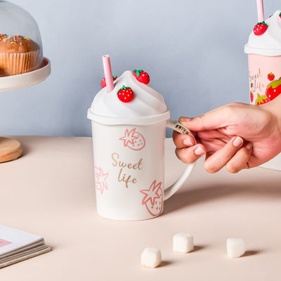 Strawberry Coffee Mug With Lid And Straw 380 ml