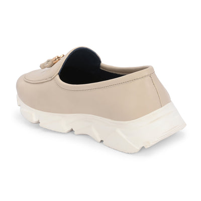 Sneakers by Lady Boss x Egoss