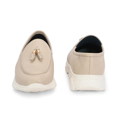 Sneakers by Lady Boss x Egoss