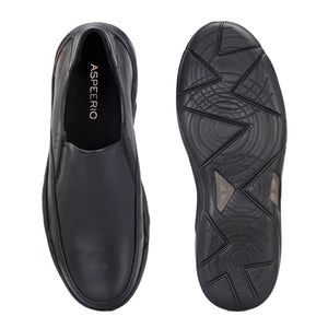 Moonwalk Slip-On Sneakers by Aspeerio