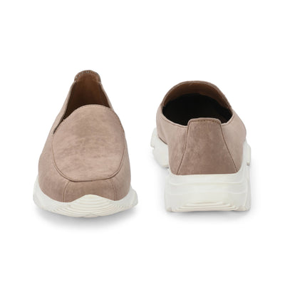 Sneakers by Lady Boss x Egoss
