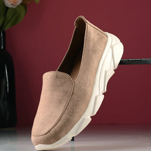 Sneakers by Lady Boss x Egoss