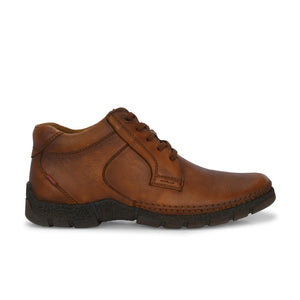 Mudtrail Lace-Up Low Ankle Boots by Aspeerio