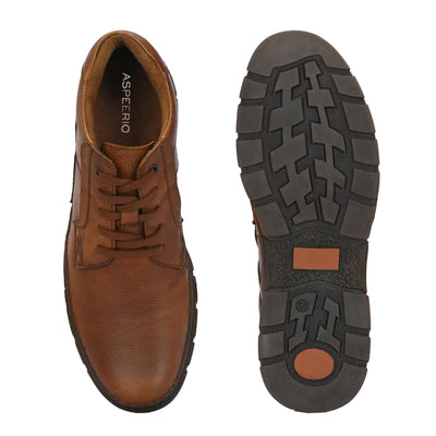 Mudtrail Lace-Up Low Ankle Boots by Aspeerio