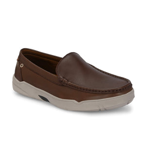 Moonwalk Slip-On Sneakers by Aspeerio
