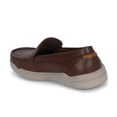 Moonwalk Slip-On Sneakers by Aspeerio