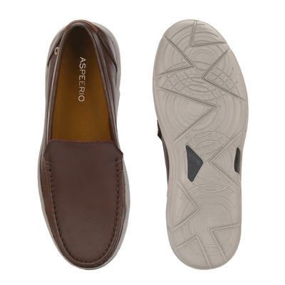 Moonwalk Slip-On Sneakers by Aspeerio