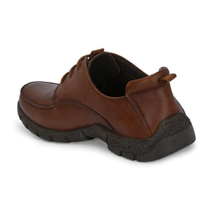 Mudtrail Lace-Up Shoes by Aspeerio