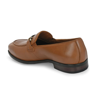 Rover Buckled Loafers by Aspeerio