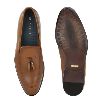 Rover Tassel Loafers by Aspeerio