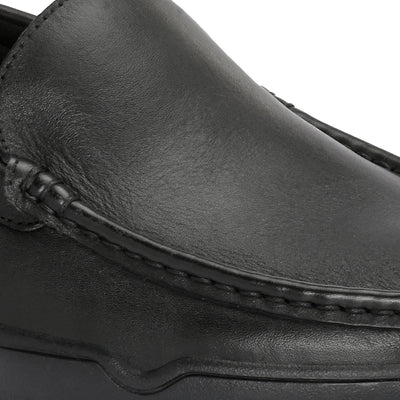 Moonwalk Slip-On Sneakers by Aspeerio