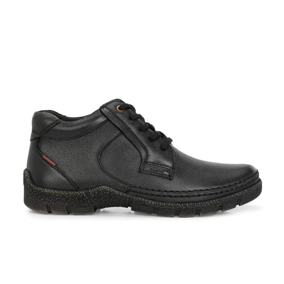 Mudtrail Lace-Up Low Ankle Boots by Aspeerio