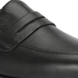 Rover Penny Loafers by Aspeerio