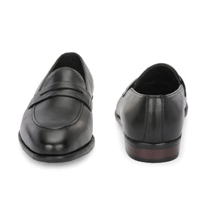 Rover Penny Loafers by Aspeerio
