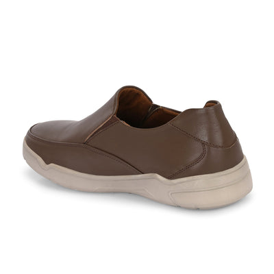 Moonwalk Slip-On Sneakers by Aspeerio