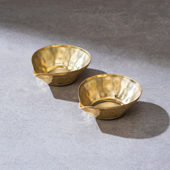 Brass Diya (set of 4 in gift box)