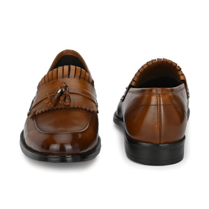 Tassled Formal Penny Loafers For Men with Textured Top