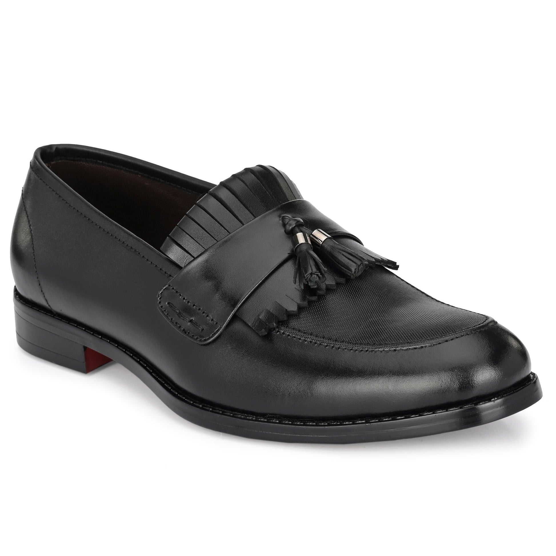Tassled Formal Penny Loafers For Men with Textured Top