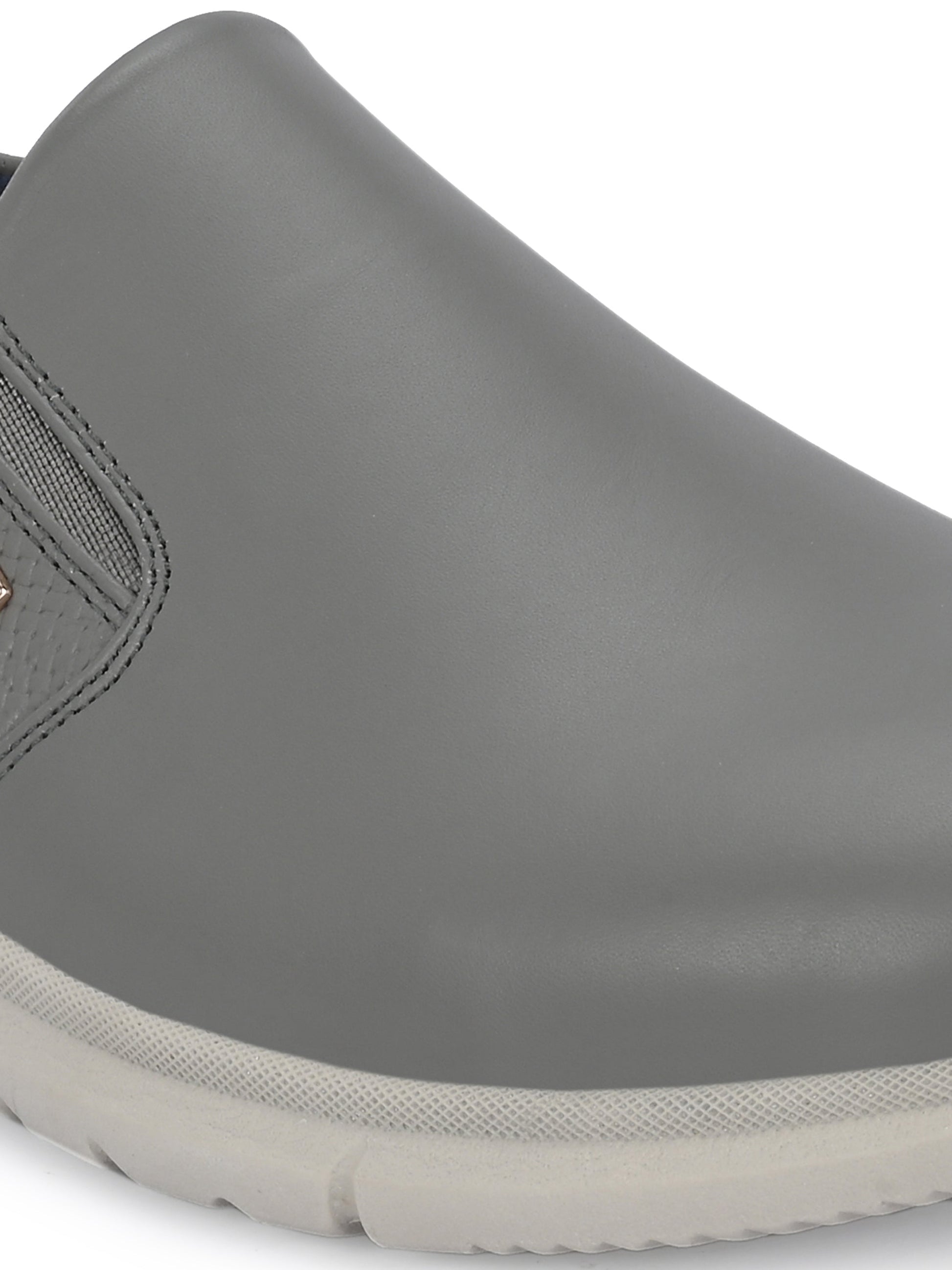 Egoss Platinum Sneakers For Men