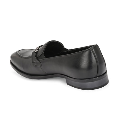 Rover Buckled Loafers by Aspeerio