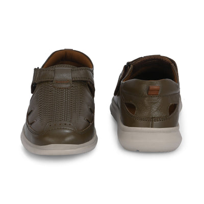 Zero Gravity Sandals by Egoss