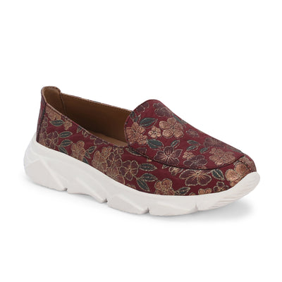 Sneakers by Lady Boss x Egoss