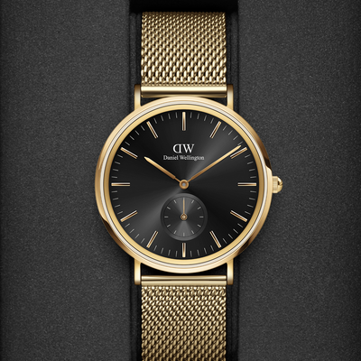Classic Men Quartz Black Dial Analog Stainless Steel Watch DW00100713K