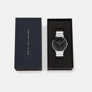 Classic Men Quartz Black Dial Analog Stainless Steel Watch DW00100774