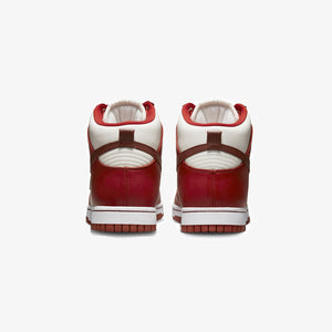 Nike | DUNK HIGH LXX  { CINNABAR/MARS STONE-SAIL-WHITE