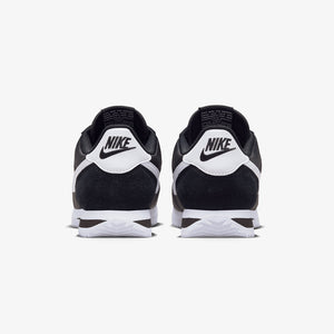 Nike | CORTEZ TXT  { BLACK/WHITE