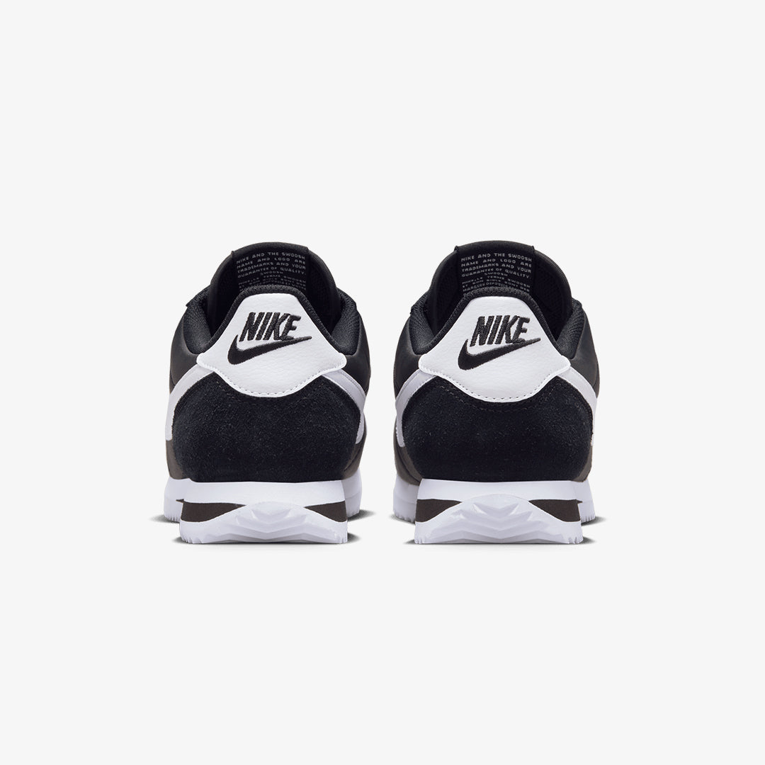 Nike | CORTEZ TXT  { BLACK/WHITE