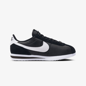 Nike | CORTEZ TXT  { BLACK/WHITE