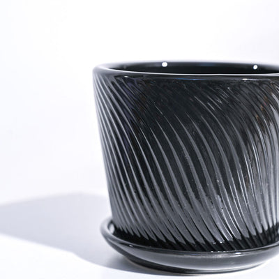 Spiro Ceramic Pot
