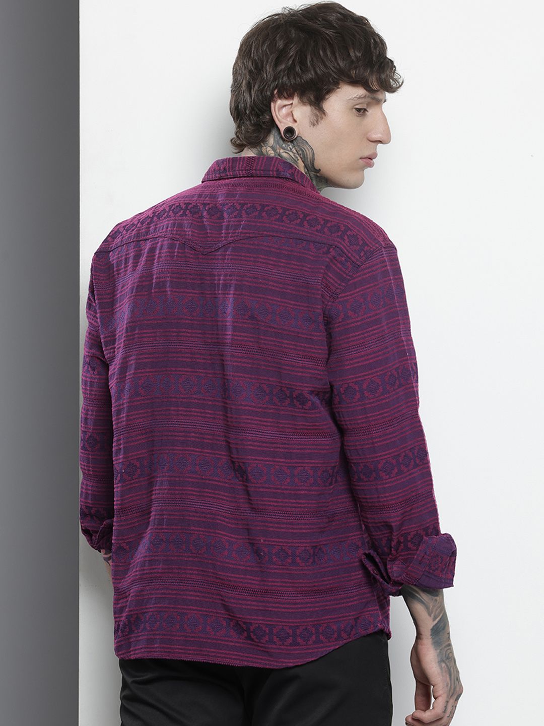 Men's Pink Relaxed Fit Textured Resort Wear Shirt