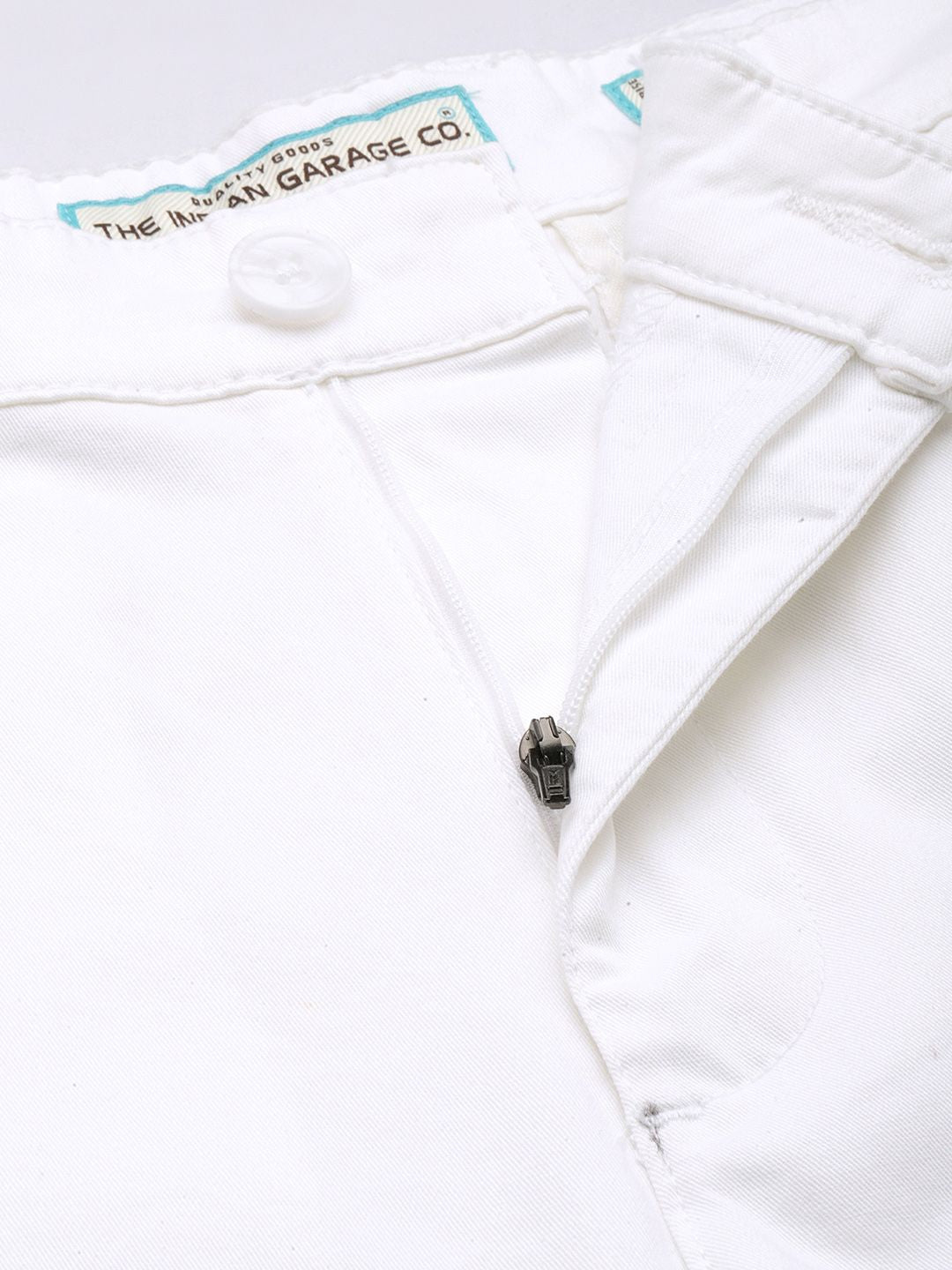 Men's White Regular Fit Solid Chino Shorts