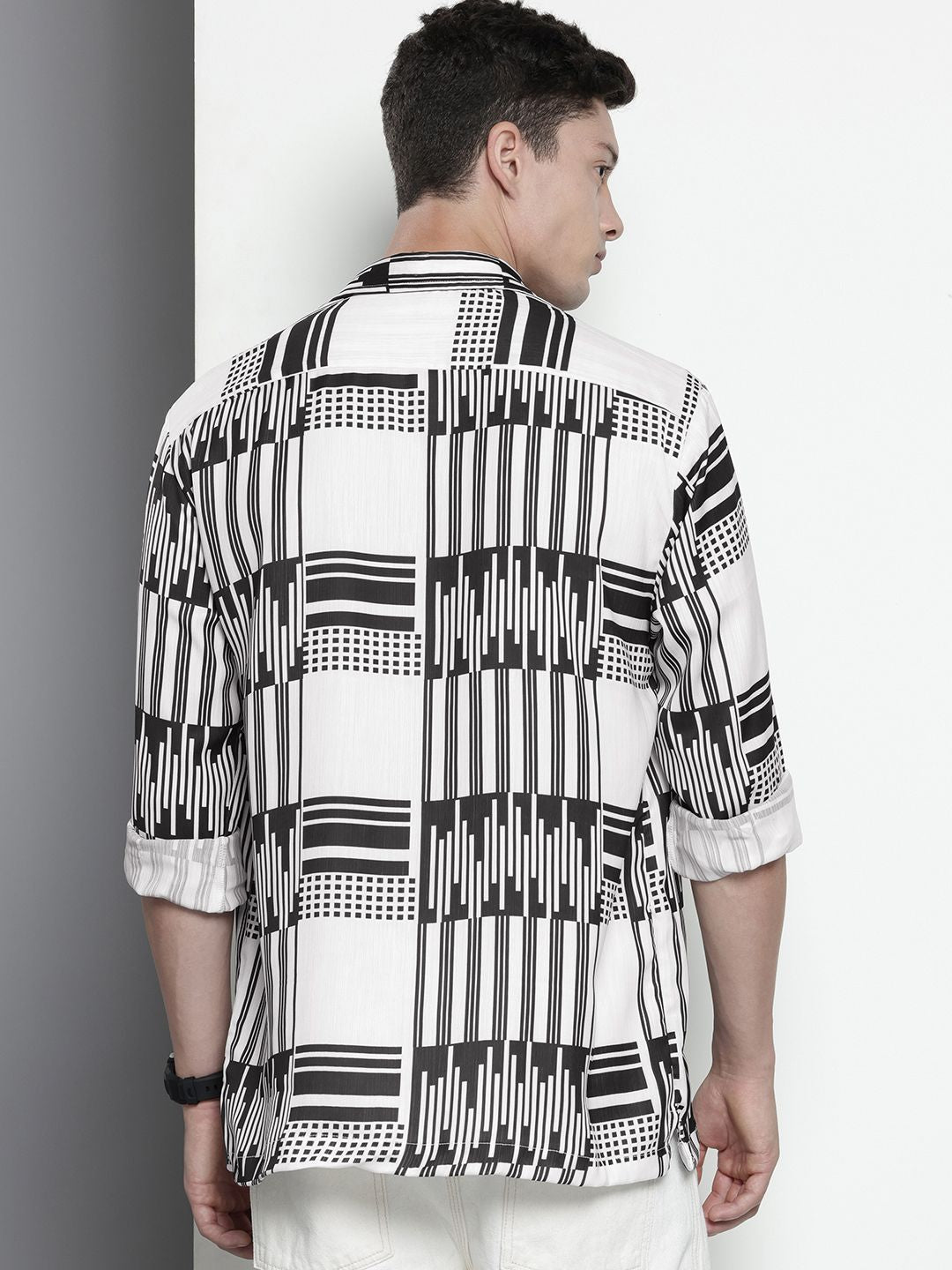 Men's Black Relaxed Fit Geometric Print Resort Wear Shirt
