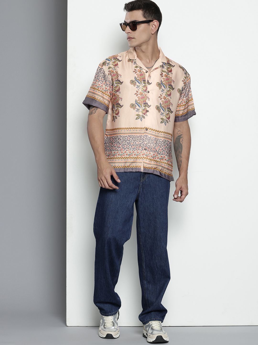 Men's Beige Relaxed Fit Indie Resort Wear Shirt