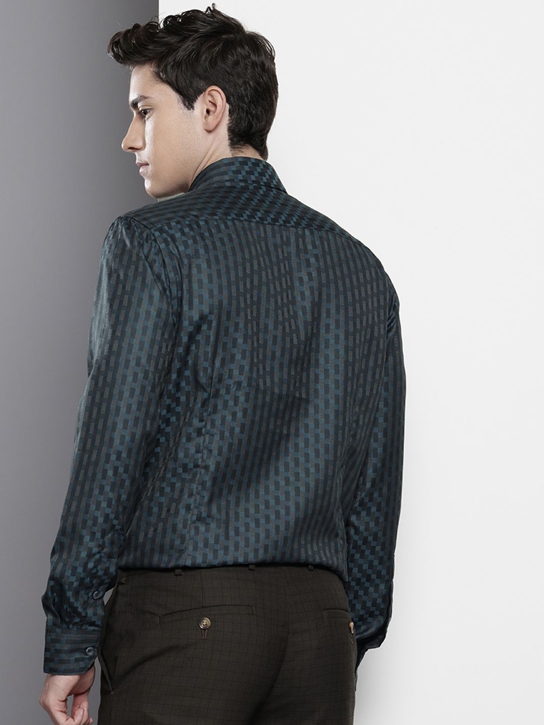 Men's Green Slim Fit Checked Formal Shirt