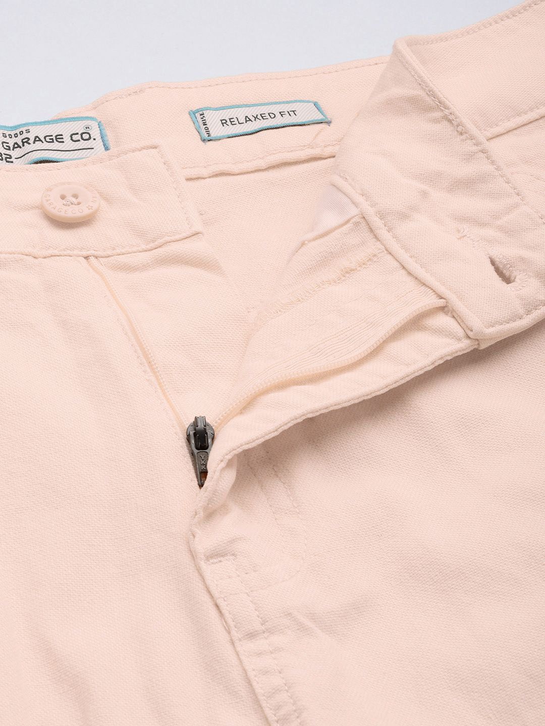 Men's Pink Relaxed Fit Patched Utility Shorts